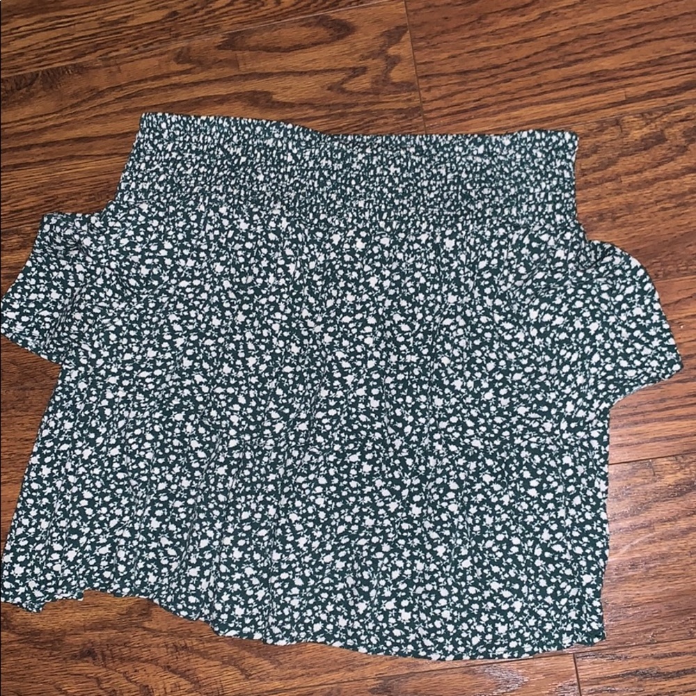 Two piece skirt and crop shirt set